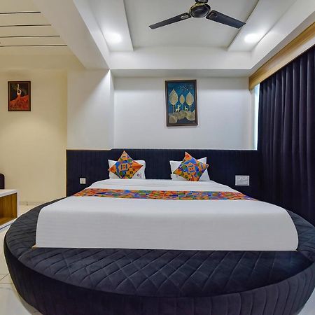Fabhotel Bliss Ahmadabad Zewnętrze zdjęcie