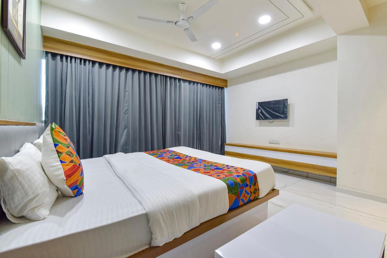 Fabhotel Bliss Ahmadabad Zewnętrze zdjęcie
